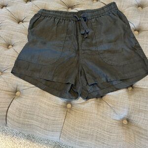 Quince 100% European Linen shorts